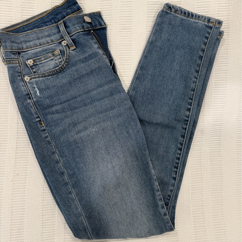 GAP true skinny